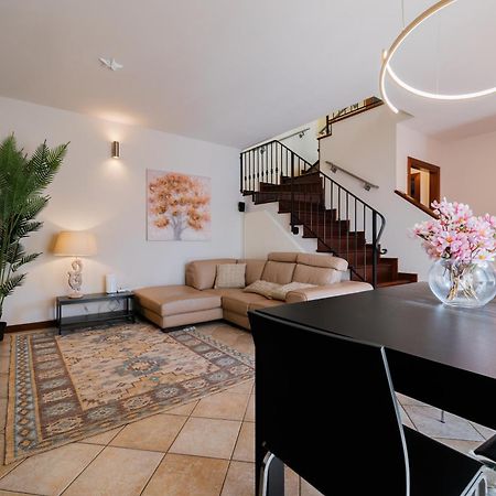 Casa Di Iaio - 90 M2 Apt With Free Wi-Fi, Netflix, Home Cinema & Parking Горіція Екстер'єр фото
