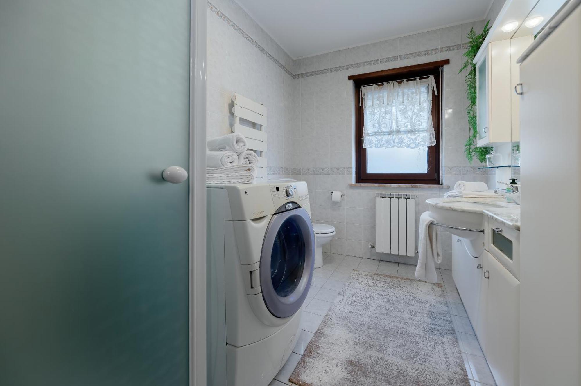 Casa Di Iaio - 90 M2 Apt With Free Wi-Fi, Netflix, Home Cinema & Parking Горіція Екстер'єр фото